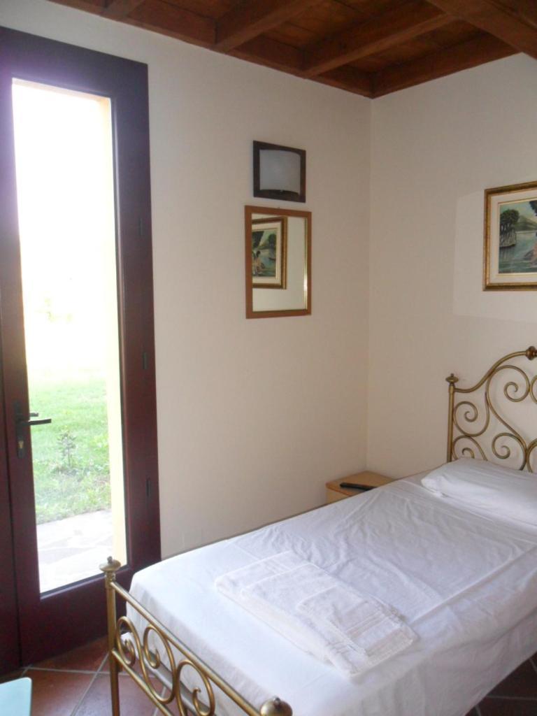 Agriturismo Al Navile Malalbergo Exteriör bild